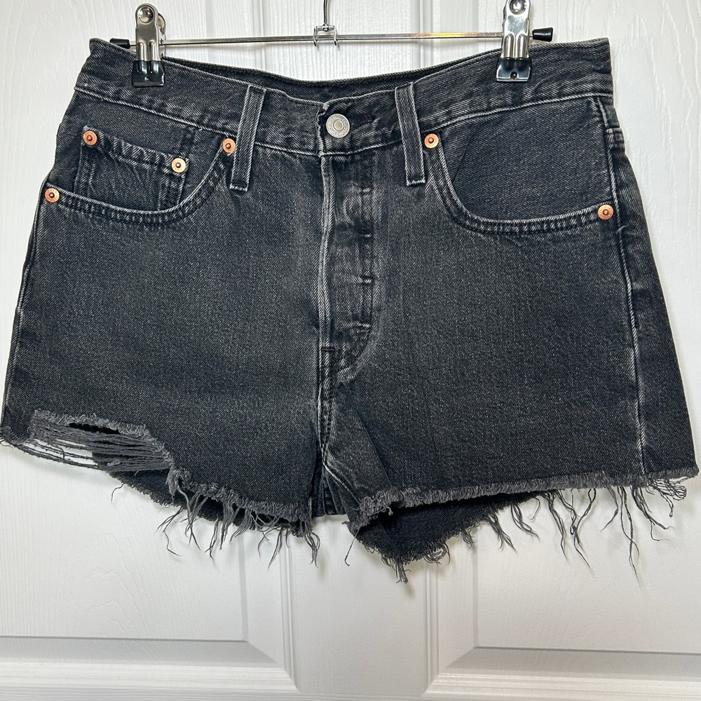 Levi's 501 Black Denim Shorts Women's Size 27‎ Frayed Hem Button Fly 56327-0112